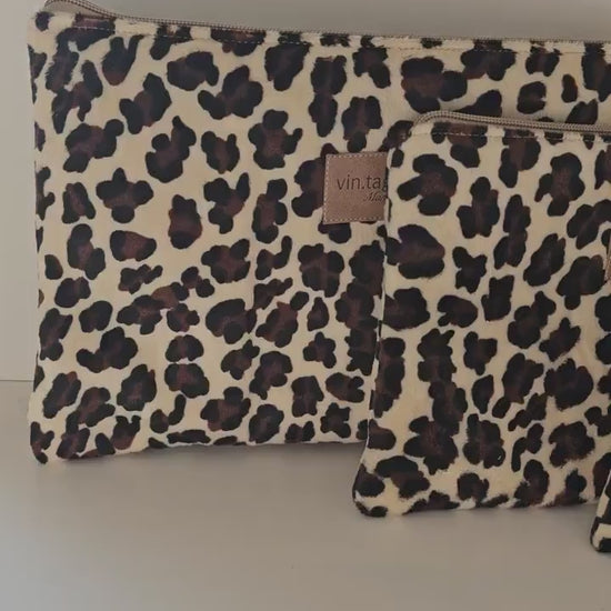Vintageliebe® | Kosmetiktasche | Kosmetikcase in trendigem Leo-Design ohne sichtbaren Nähte | wahlweise Zipper in Silber oder Gold